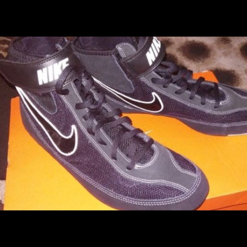 NIKE Wrestling shoes size 10s